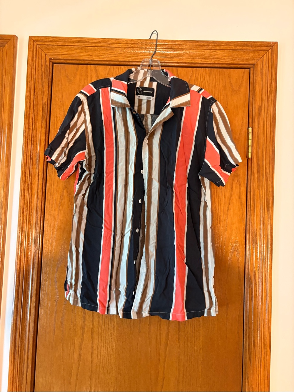 Striped Short-Sleeve Button-Up Shirt - Navy / Coral / White